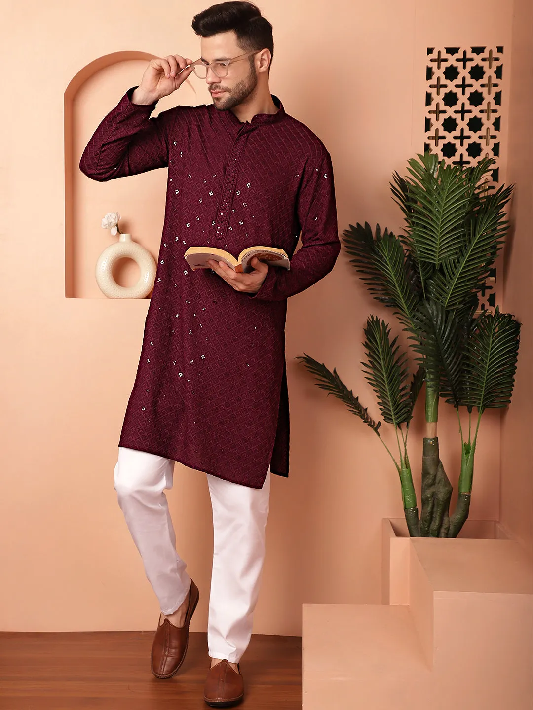 Men'S Purple Embroidered And Sequence Kurta With Pyjama