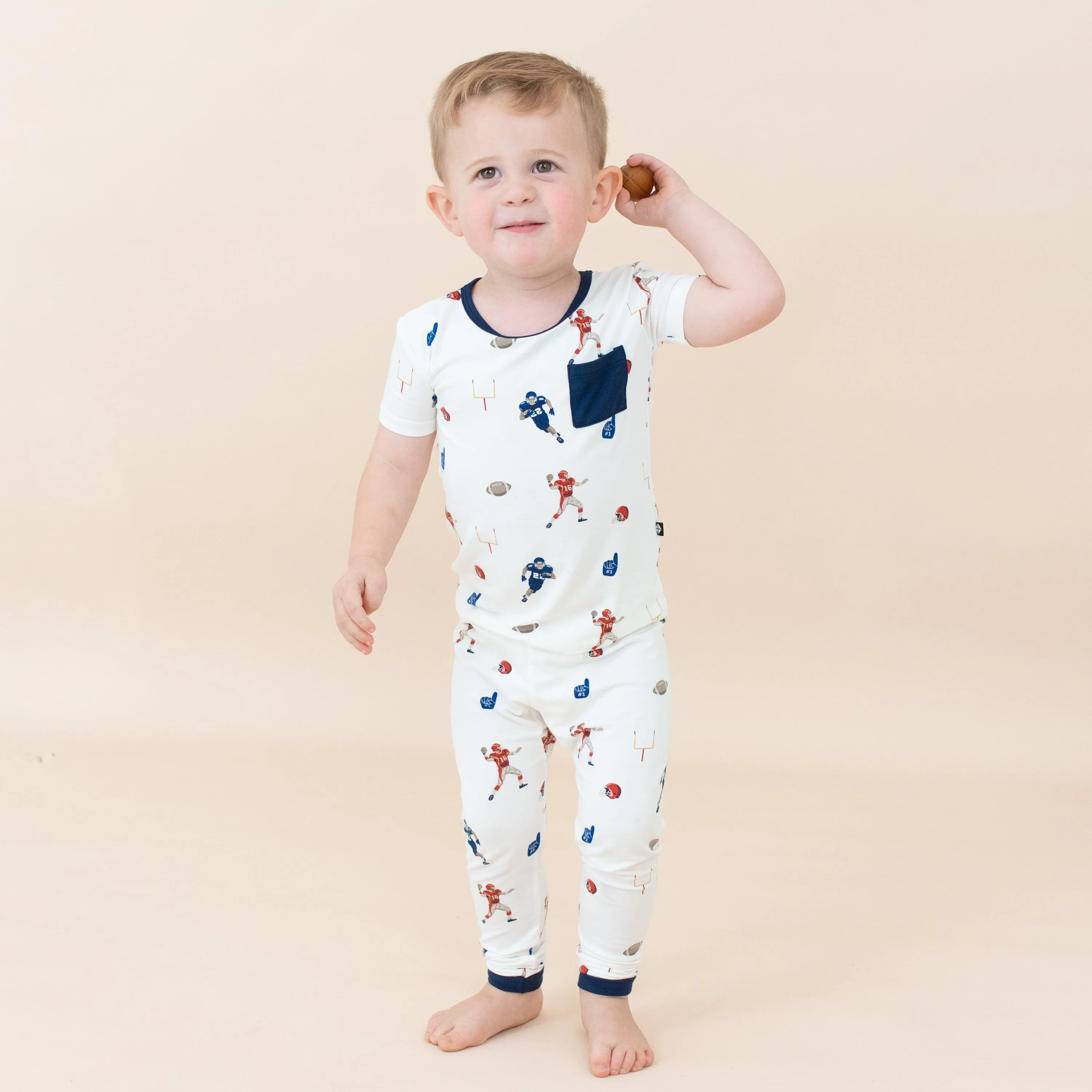 Short Sleeve with Pants Pajamas in Football